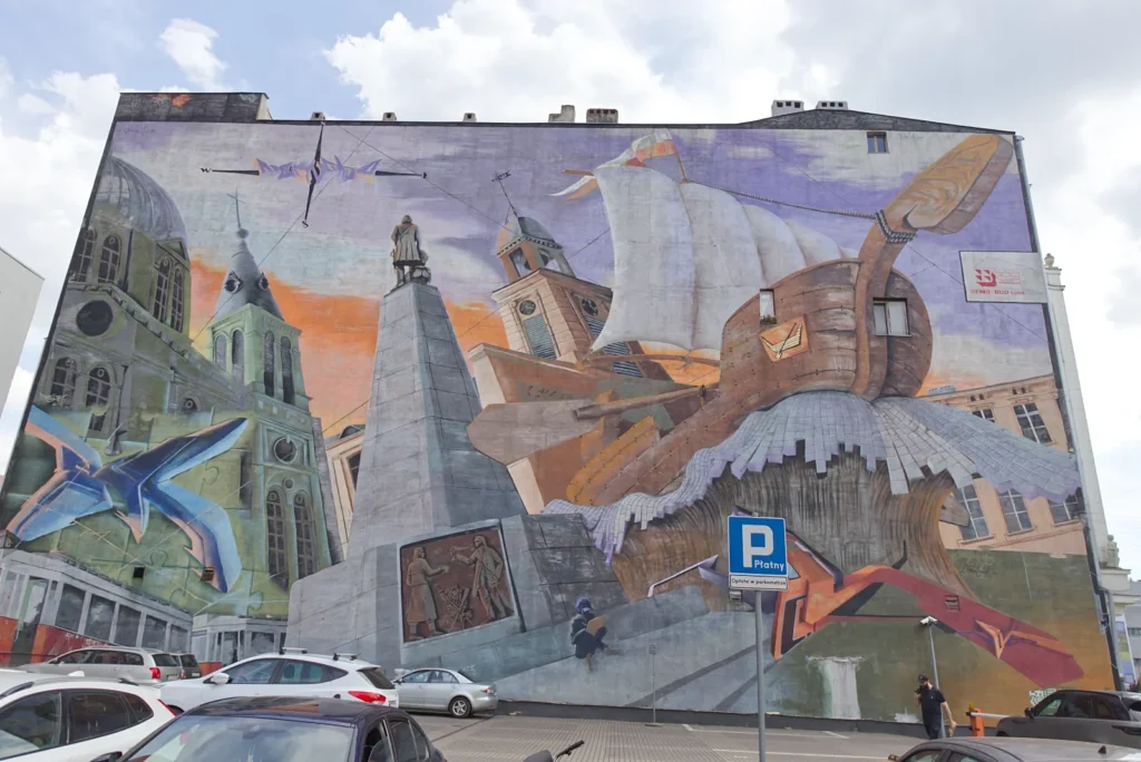 Mural na ścianie budynku